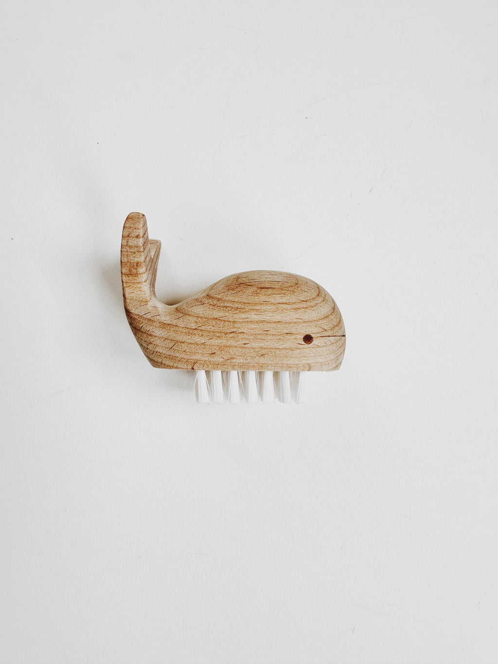 Wooden Nail brush - Whale - Andnest.com