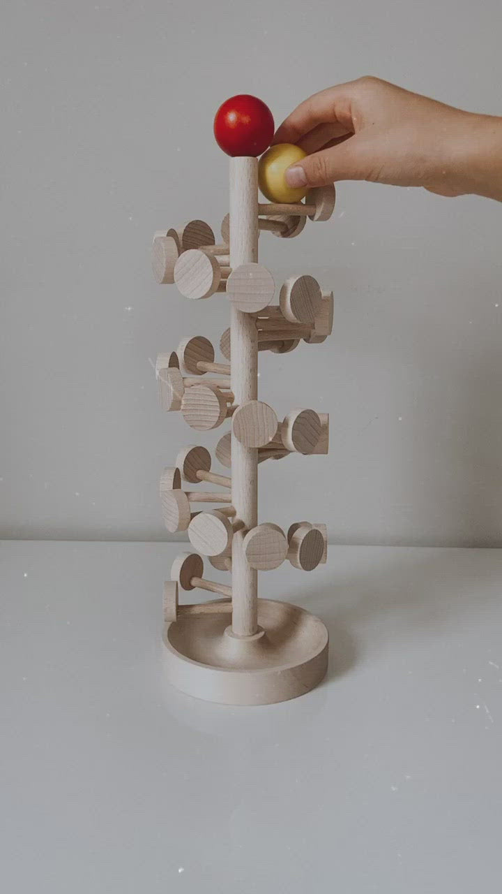 Wooden Cascading Ball Tower– Andnest