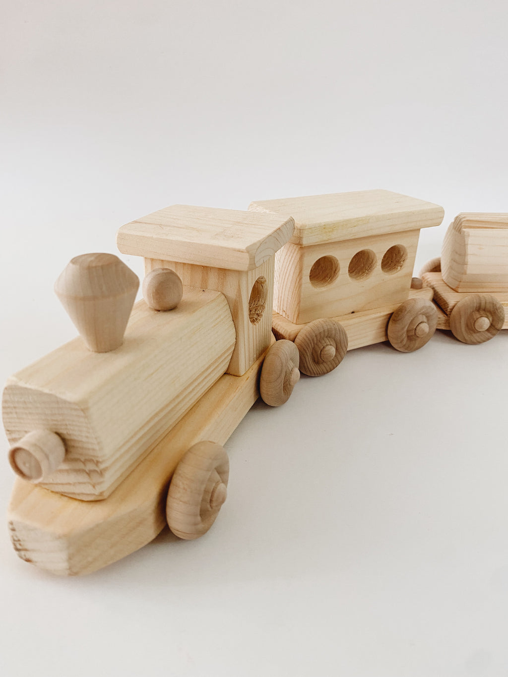 Handmade Wooden Train - Andnest.com